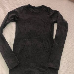 Lululemon dark gray swiftly